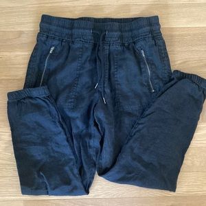 Athleta retreat linen joggers, size 8, black